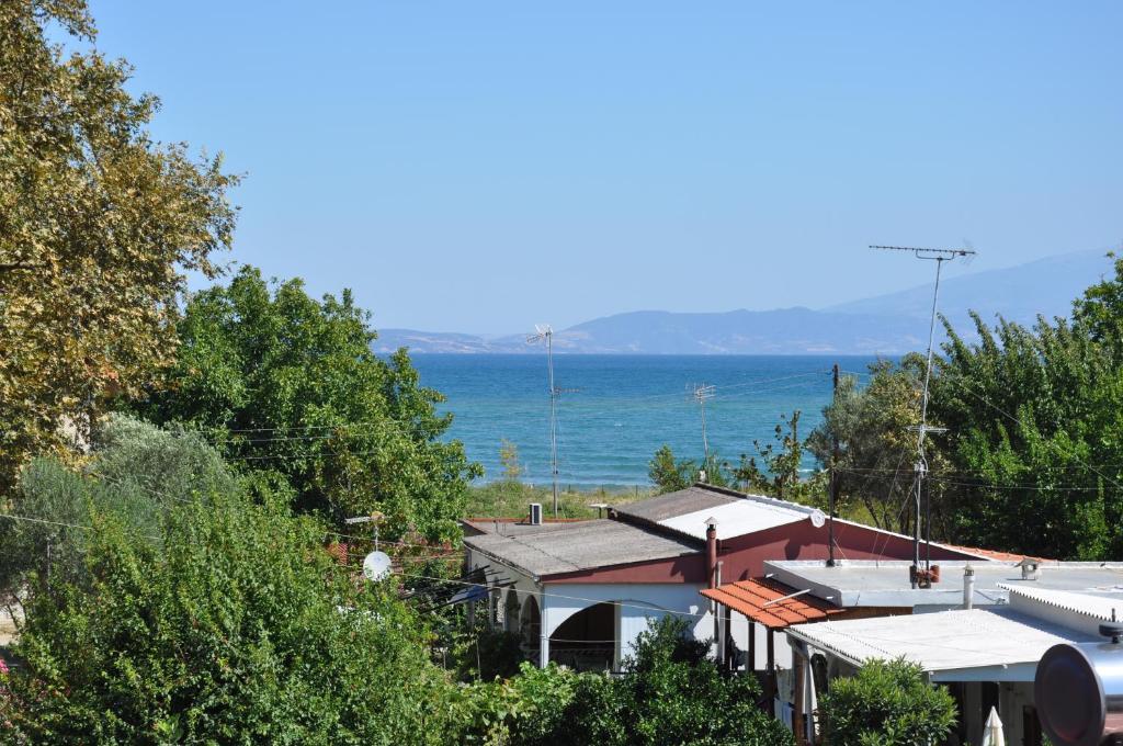μηλιές Ξενοδοχείο με διαμερίσματα Σταυρός